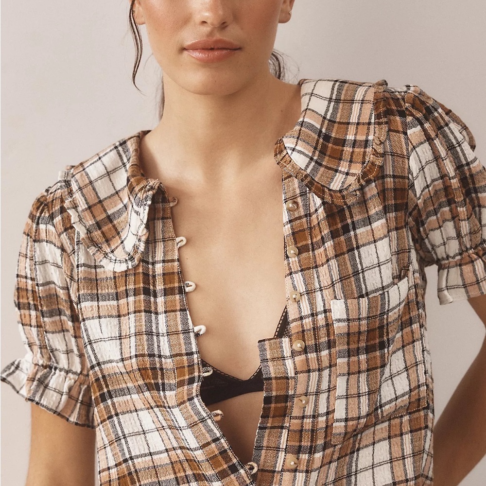 Plaid Button-Front Short Sleeve Top in Brown and White